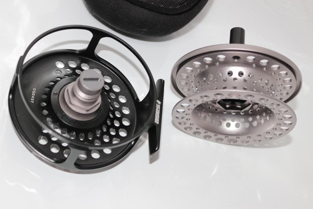 セージ　Sage　トラウトスペイ　3/4/5　黒　Stealth　ポーチ付　美品