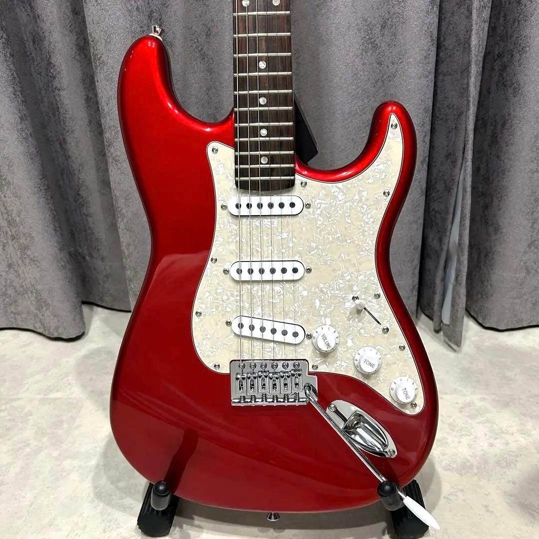 【美品】FERNANDES エレキギター　ストラト
