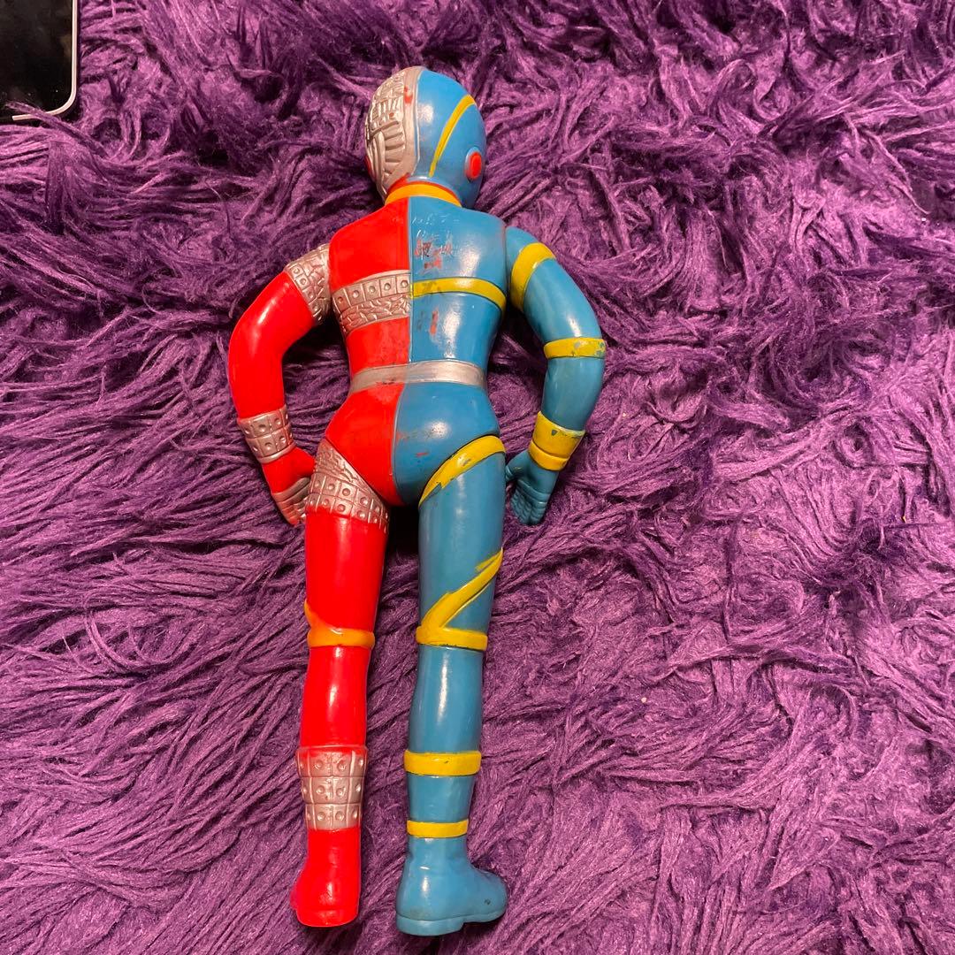 キカイダーソフビ