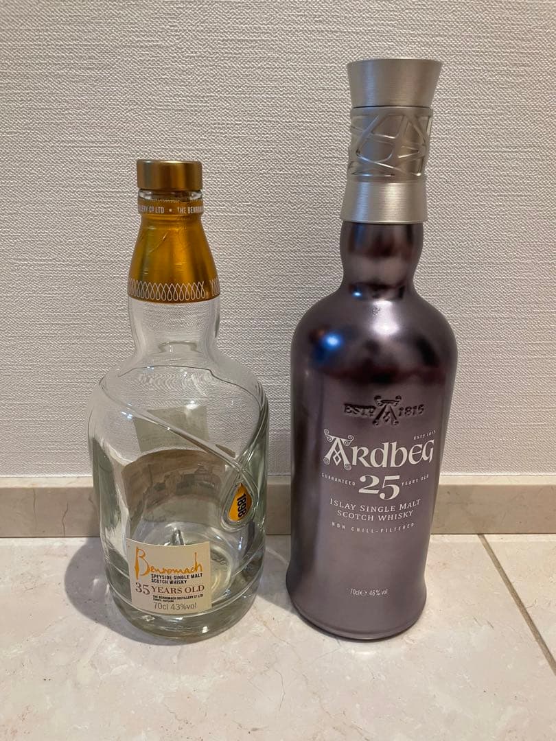 アードベック25年　ベンロマック35年　空瓶