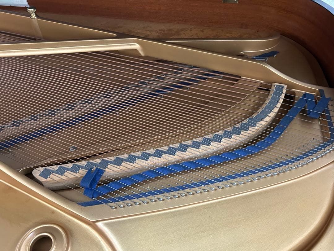 カワイ　グランドピアノ　KG-5D