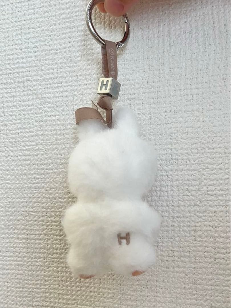 POPMART PIN FOR LOVE ぬいぐるみ ラブブ イニシャル　H