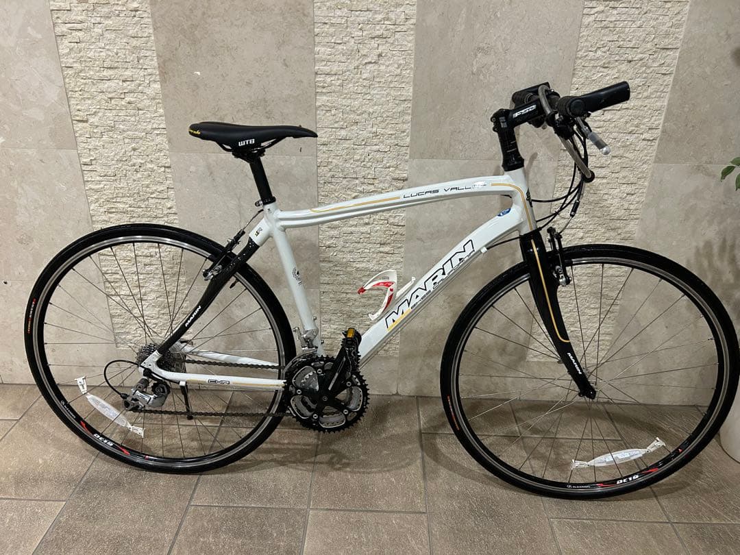 Marin クロスバイク　27段変速