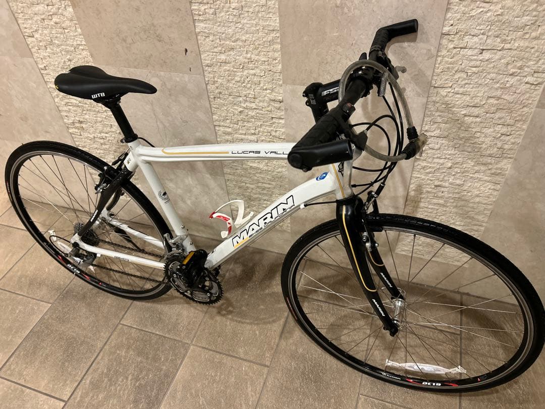 Marin クロスバイク　27段変速