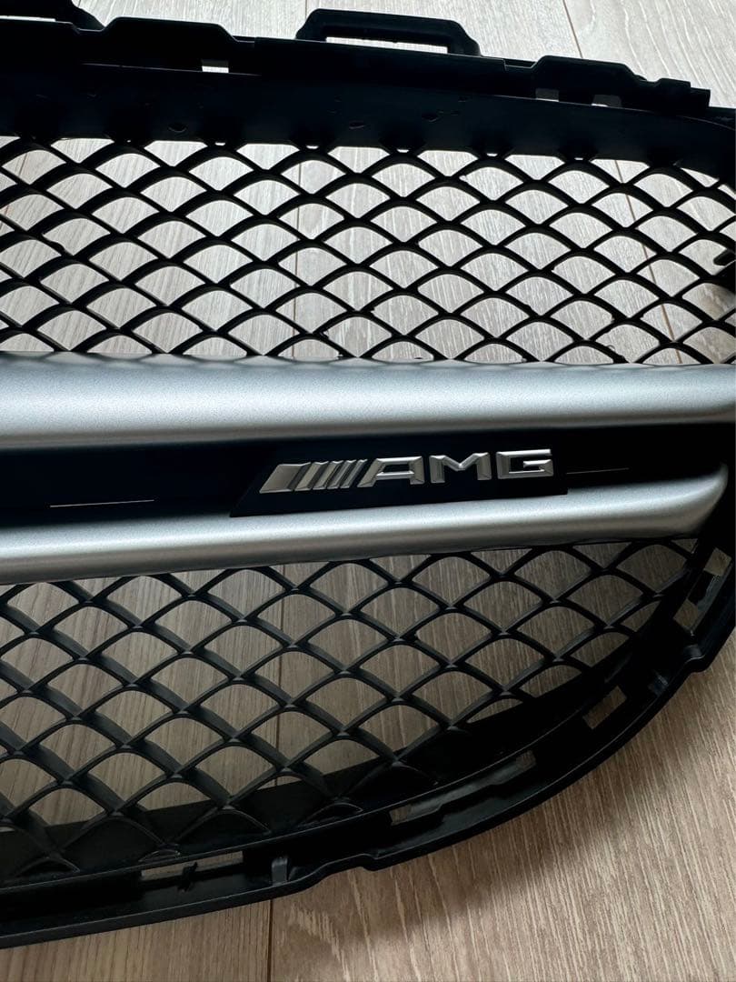 【美品】メルセデスベンツ C63 純正グリル W205AMG