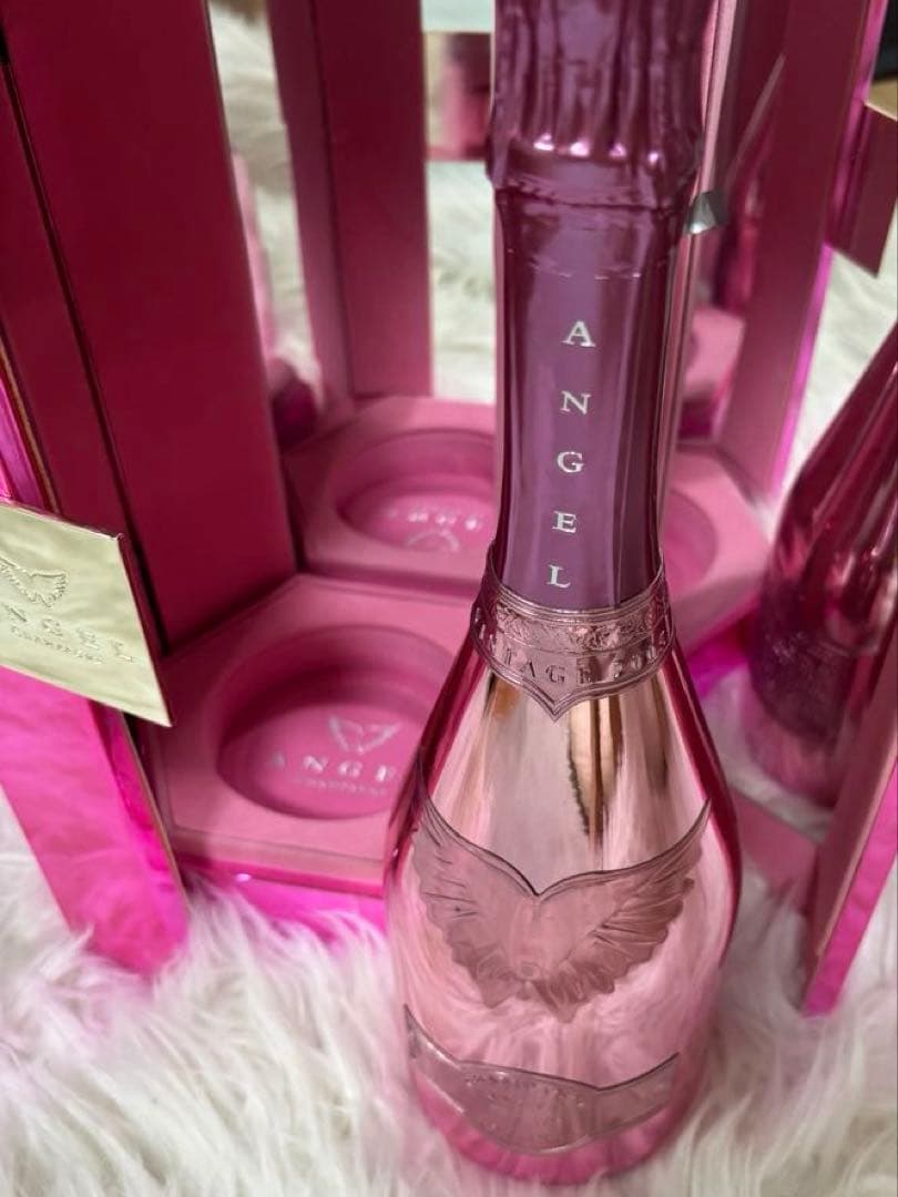 【今限定価格】エンジェル シャンパン ヴィンテージ 2005ピンクケース入り