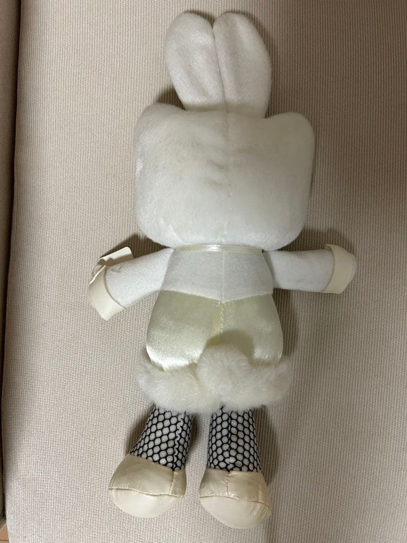 希少　脚長バニーキティちゃん