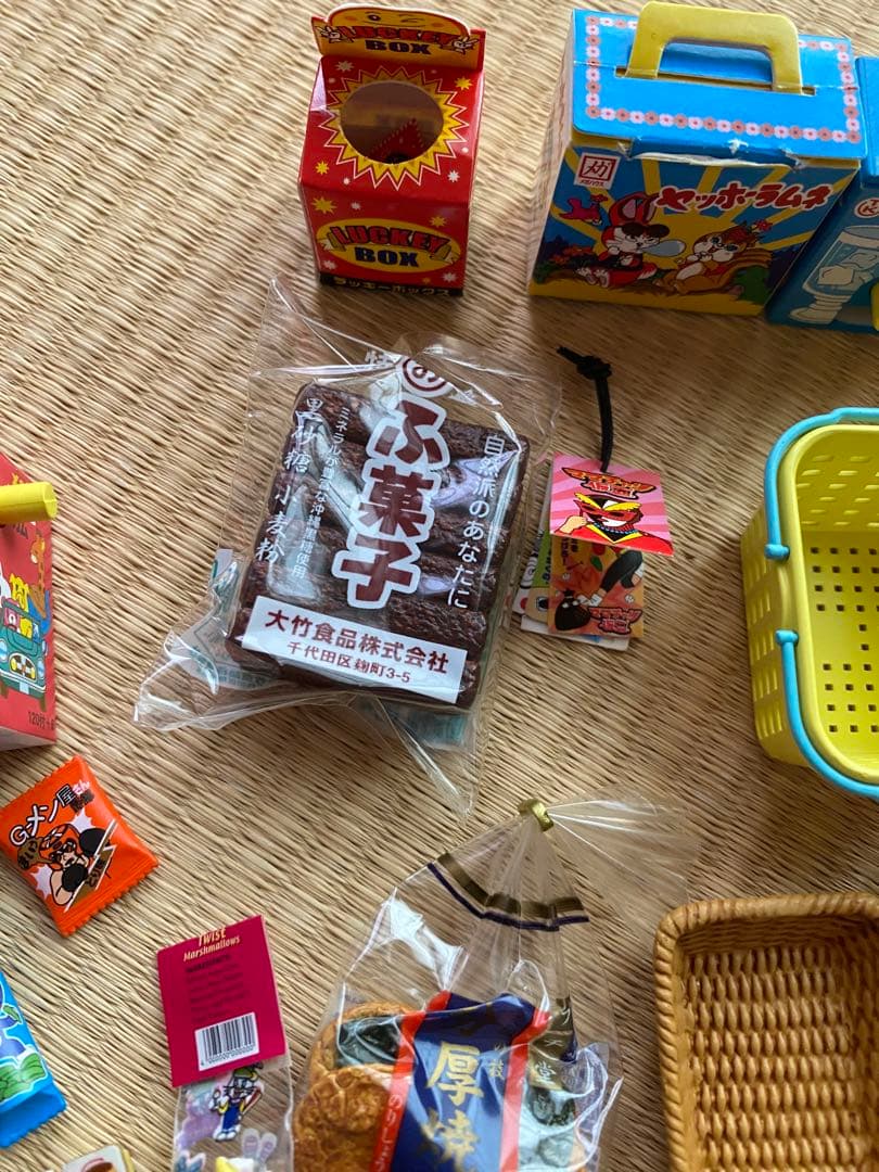 ⑨ ぷちサンプル　ぷち駄菓子屋さん　リーメント　ミニチュア