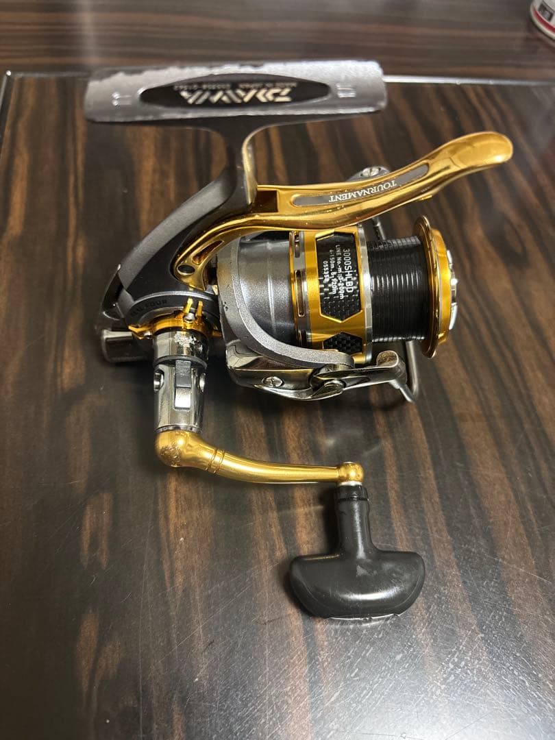 今週末で出品終了しますダイワトーナメントリールカエスプールセット