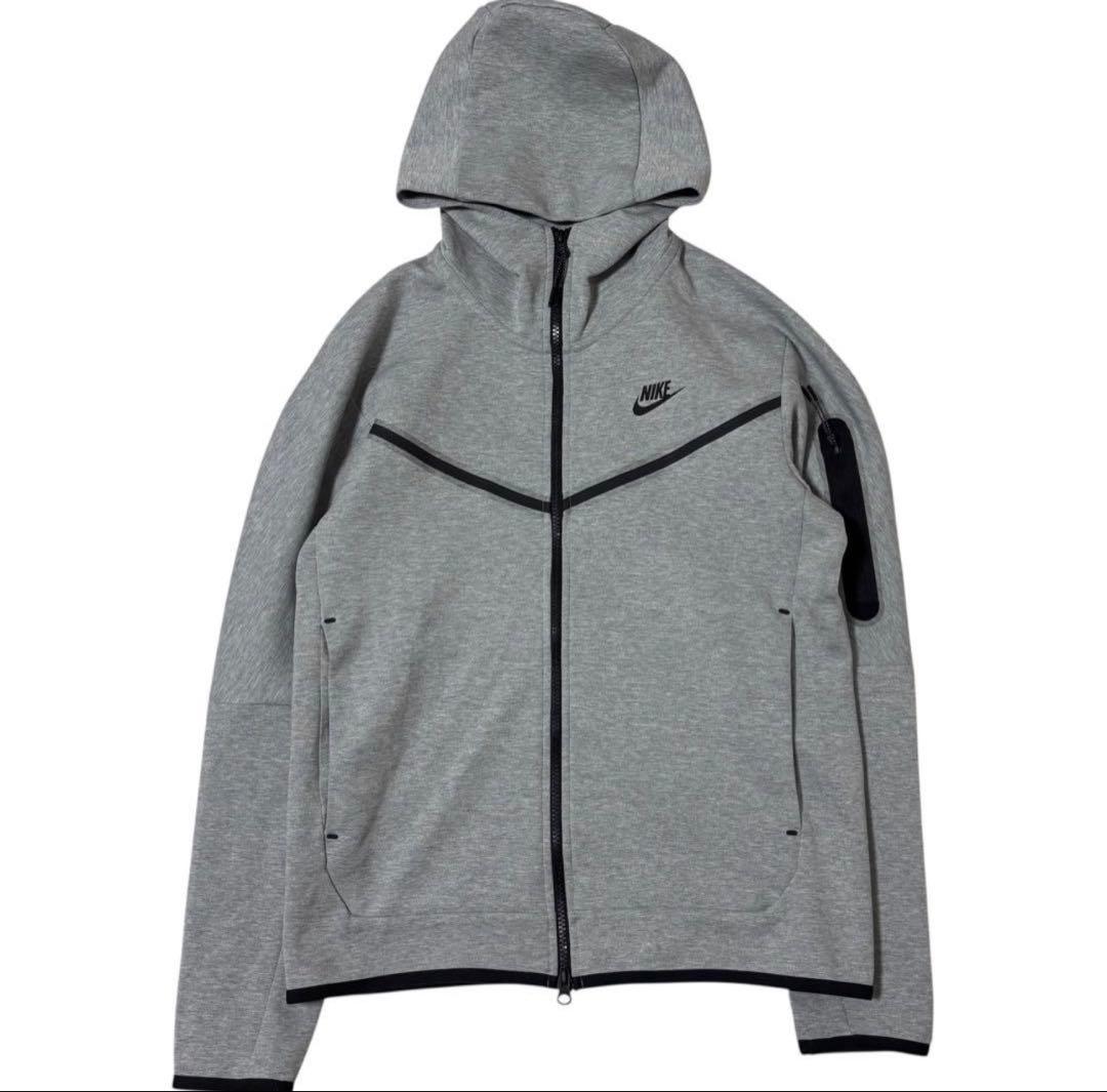 ナイキ　テックフリース　パーカー　ジョガーパンツ　上下セットアップ