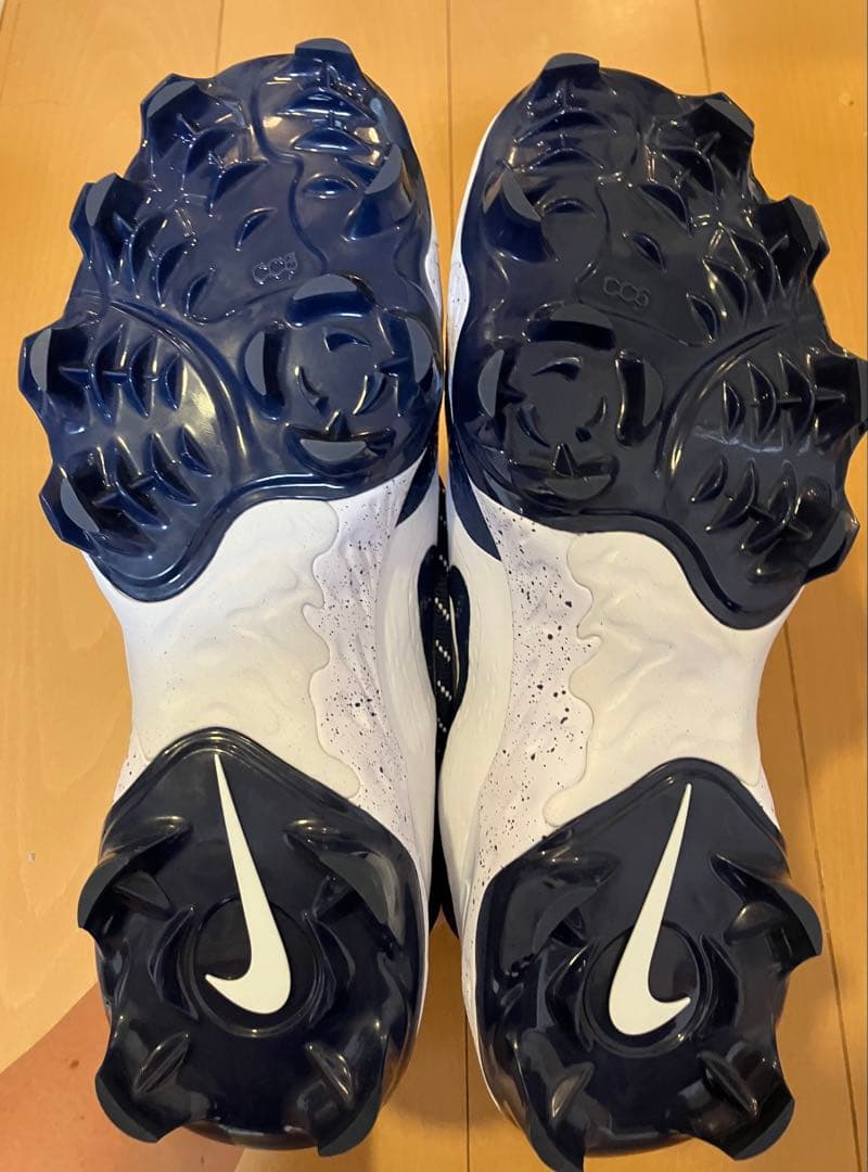 NIKE ポイントスパイク　ホワイト/ネイビー　29cm