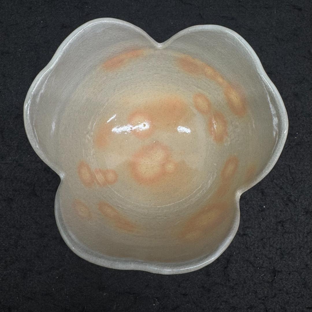 萩焼　十五代坂倉新兵衛造 訪割山椒向附　６客　茶道具　共箱、共布