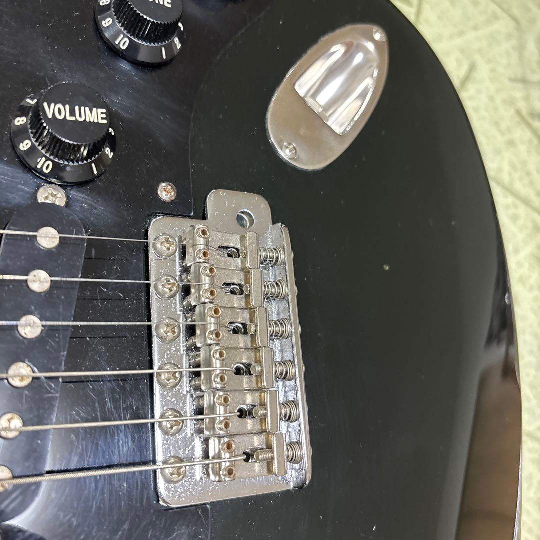 ジャパンヴィンテージ　Squier ストラト　日本製　(ネックを外して発送)