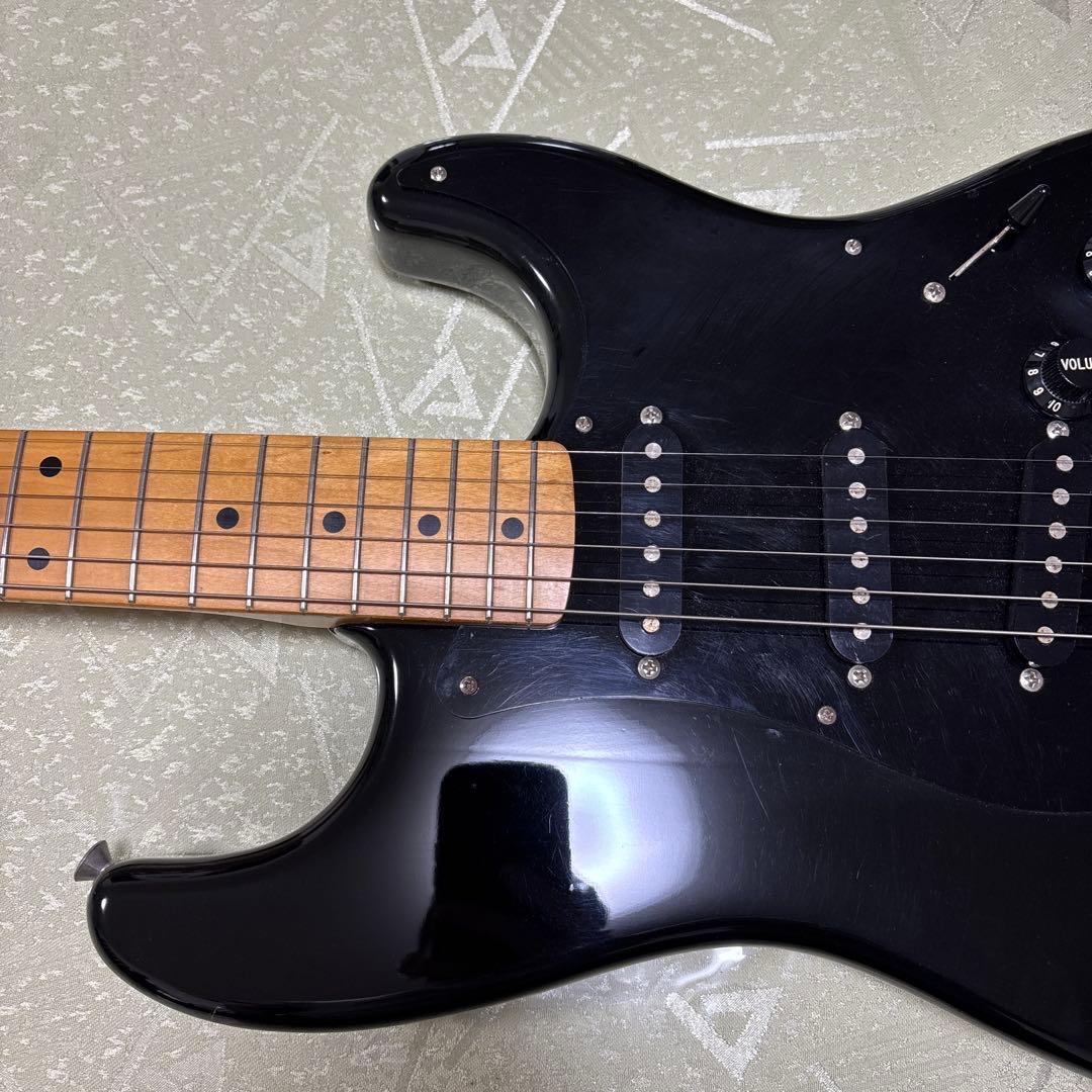 ジャパンヴィンテージ　Squier ストラト　日本製　(ネックを外して発送)