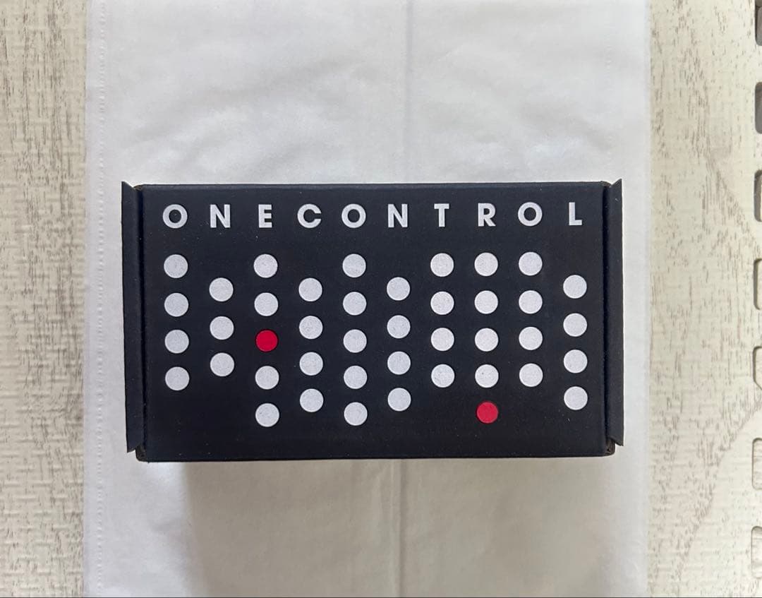 ギター One Control STRAWBERRY RED OVERDRIVE 4K