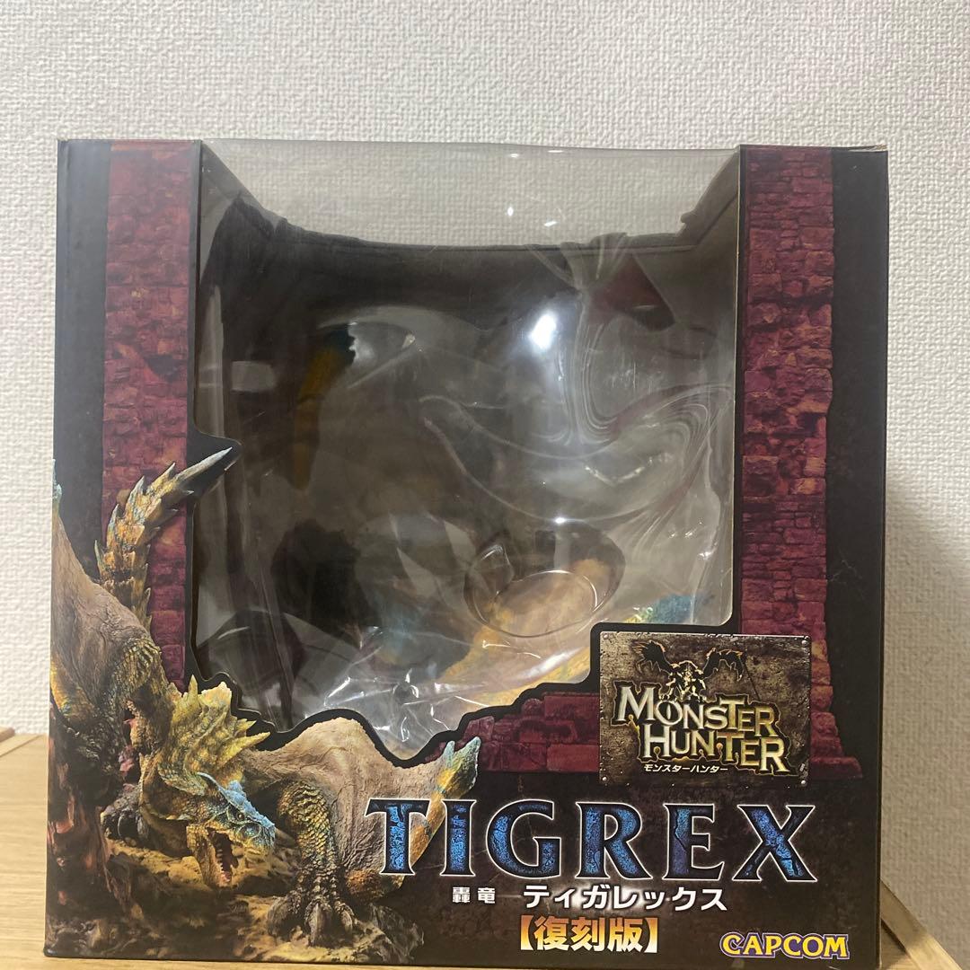ティガレックス 復刻版 クリエイターズモデル　箱開封済み