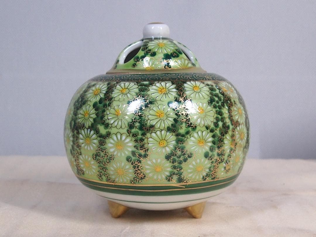 【未使用】九谷焼 九谷陶宝造 香炉 菊文 菊詰/花詰 グリーン緑 茶道具/香道具