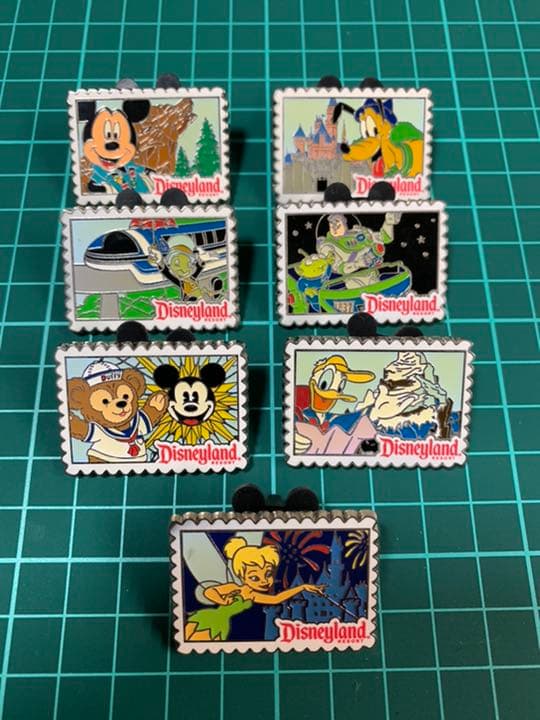DISNEY PARKS PIN TRADING 2012 （7個セット）