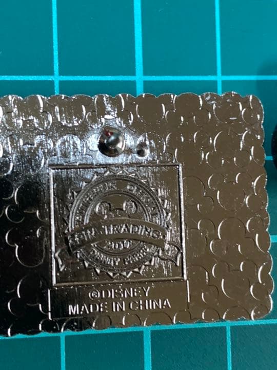 DISNEY PARKS PIN TRADING 2012 （7個セット）