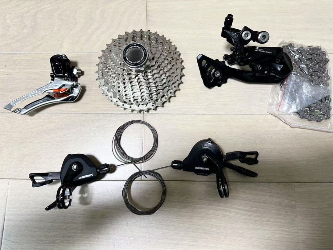 SHIMANO シマノ　105 R7000 RS700 11速 コンポセット