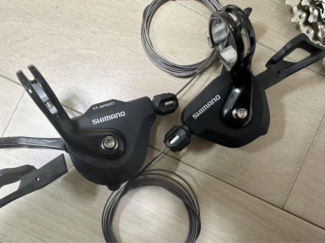 SHIMANO シマノ　105 R7000 RS700 11速 コンポセット