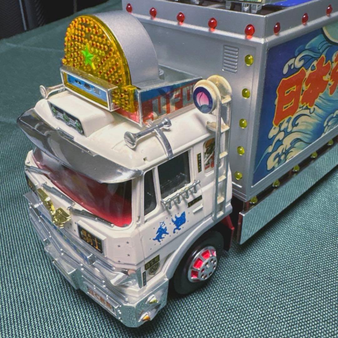 トラック野郎 突撃一番星 桃次郎 1/32 ラジコン