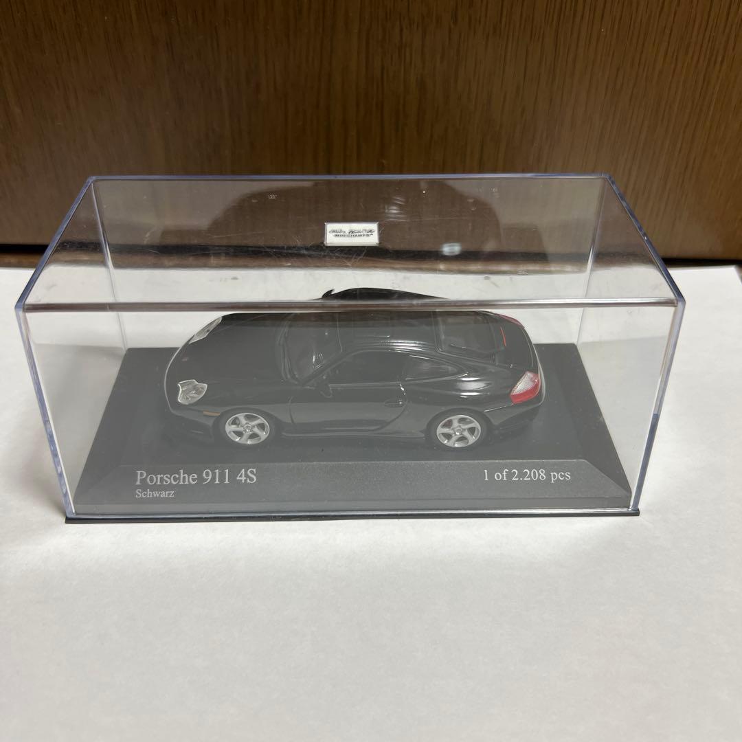 ポルシェ911 4S ミニカー 限定版