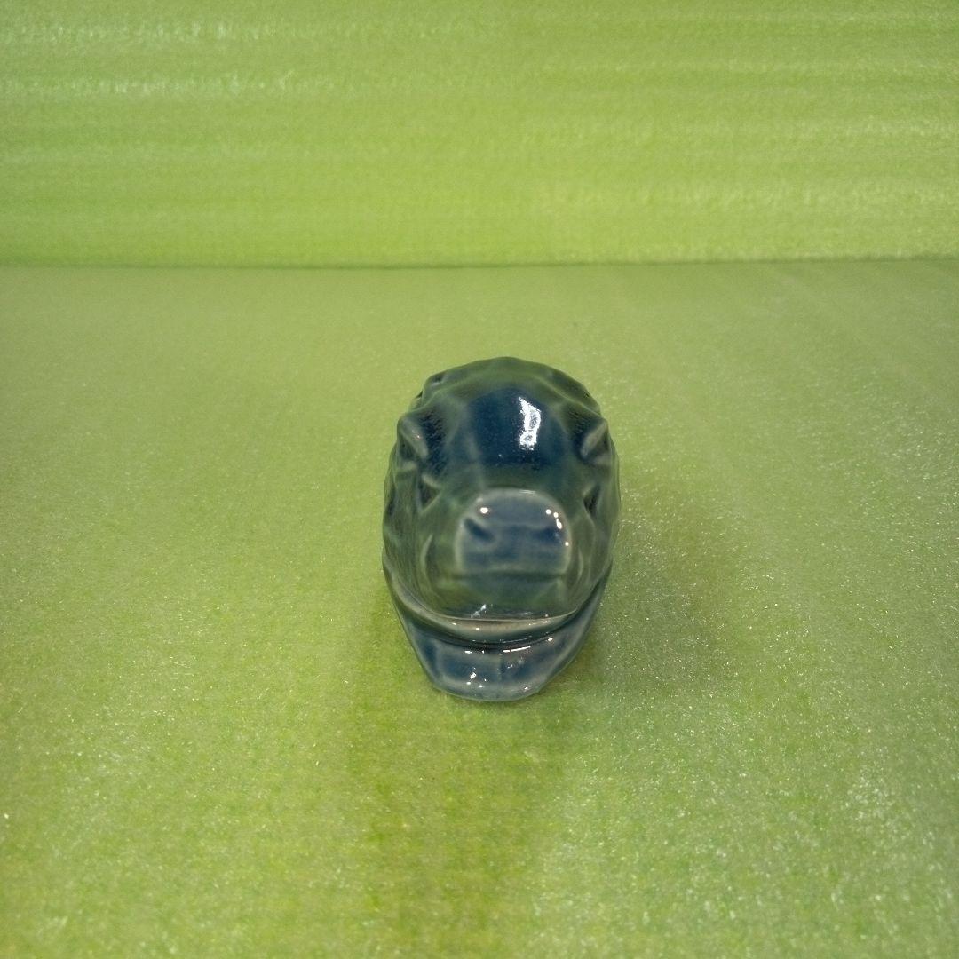 イノシシ型香合　干支香合　レア　希少　香を収納する蓋付きの小さな容器　陶器製？