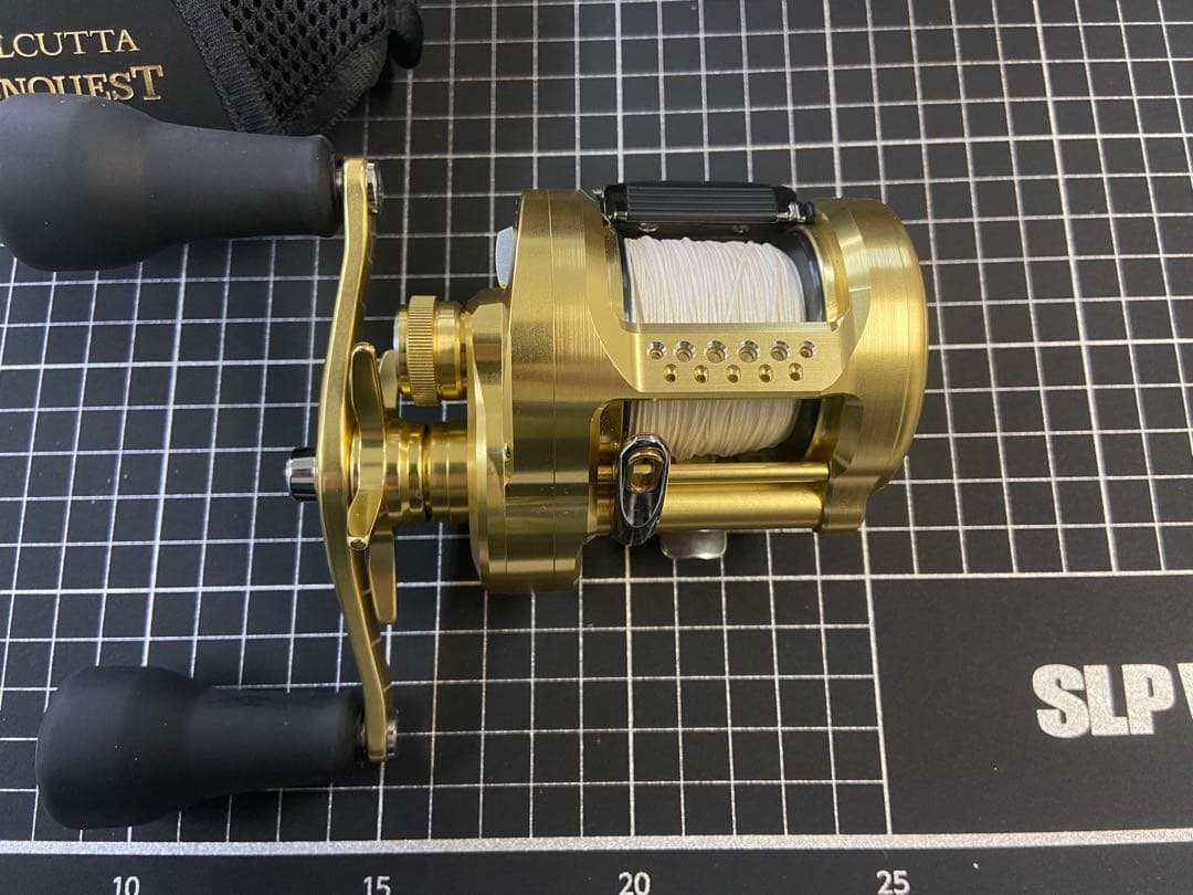 リール SHIMANO CALCUTTA CONQUEST MD 400XGLH