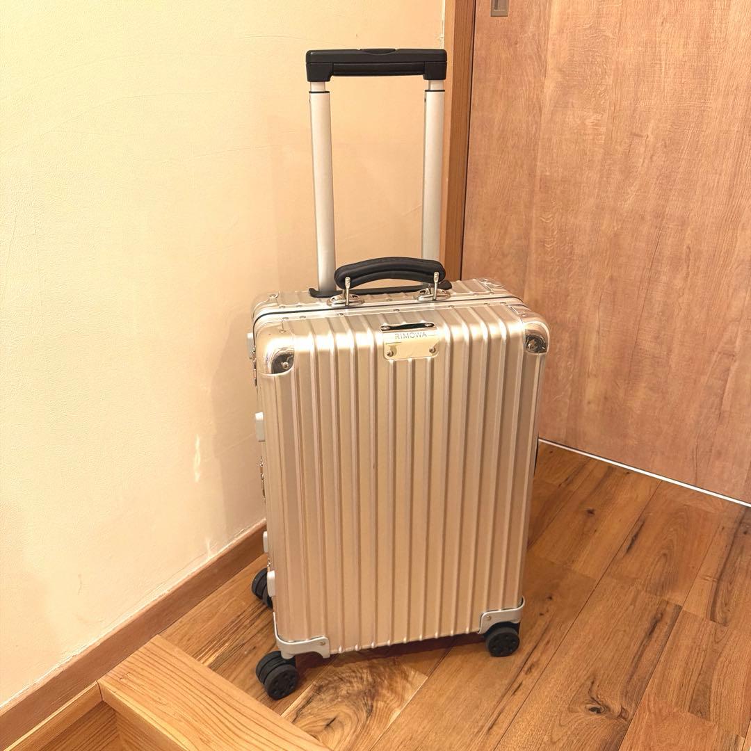 リモワ クラシック キャビンS 33L 機内持ち込み アルミ 正規品