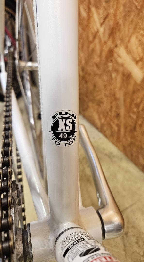 新品 FUJI フジ FEATHER フェザー ピストバイク　ホワイト