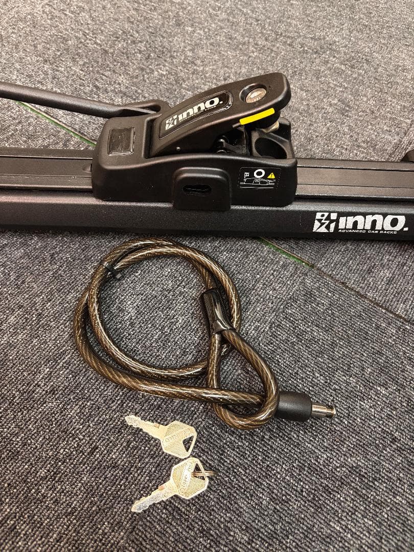 INNO INA389 イノー サイクルキャリア タイヤホールド 送料込み