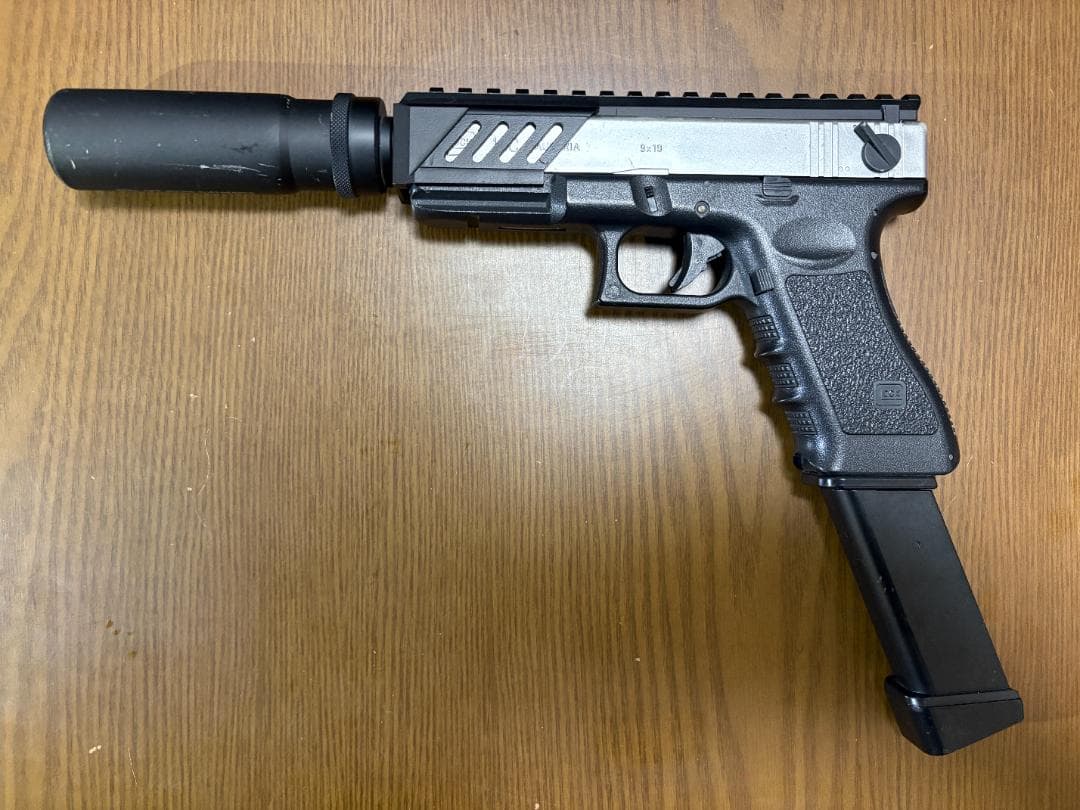 東京マルイ　電動ハンドガン　グロック18C　シルバースライド　セット