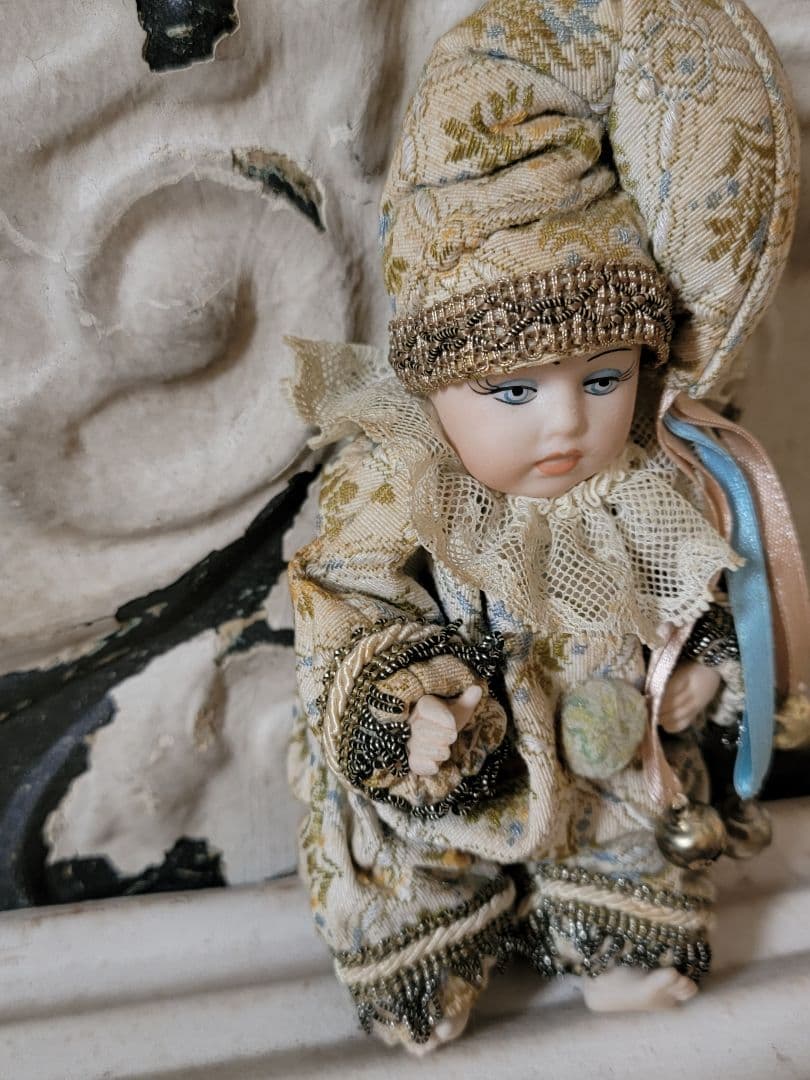 アンティーク　　ゴブラン織のピエロ服　ベビービスクドール　ドイツフランスイタリア