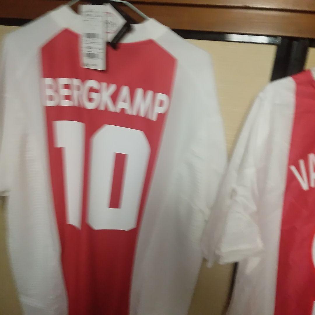 【新品タグ付】アヤックス！ベルカンプ！ファンバステンユニホーム