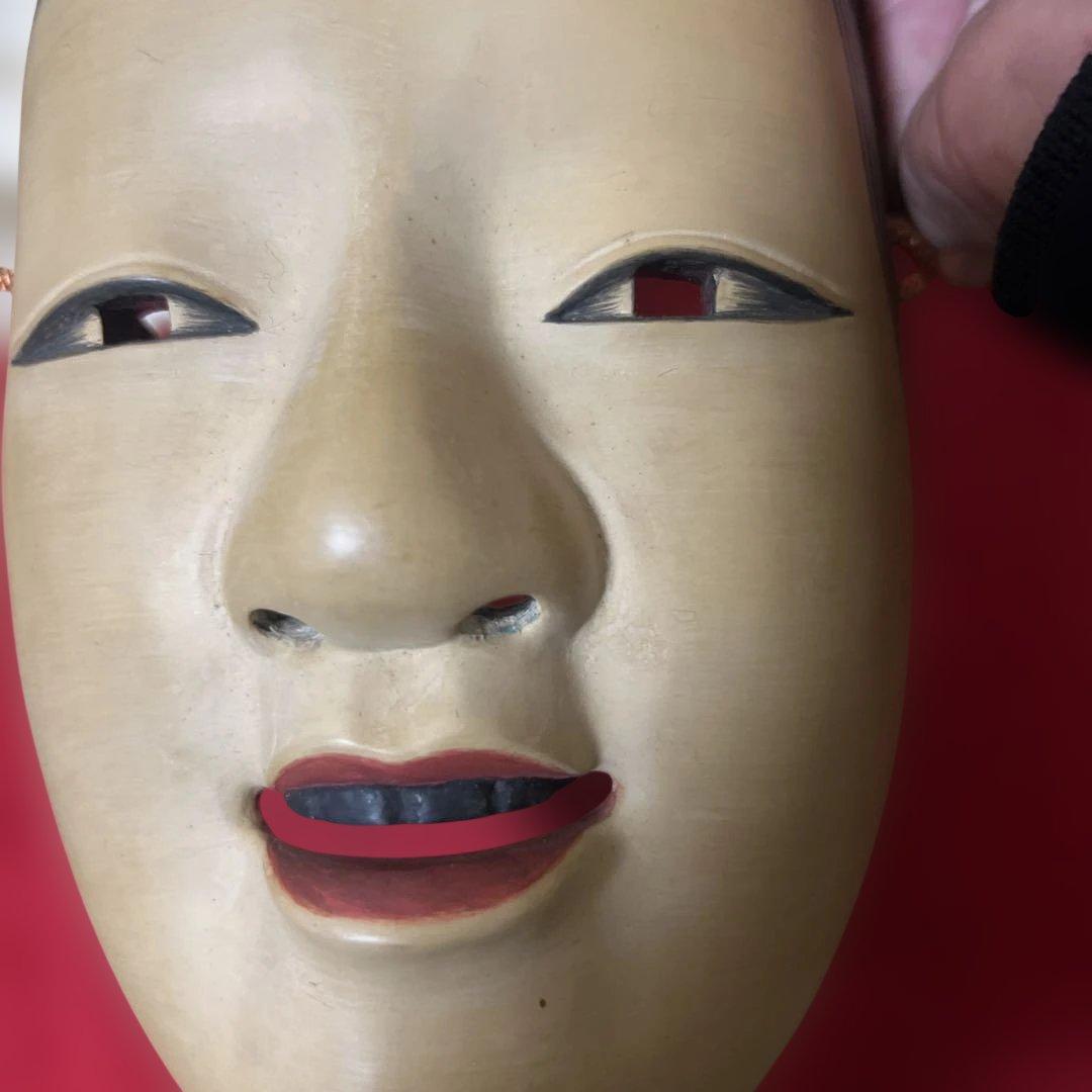 面打師【関野鶴声(鶴聲)】作 「小面」 柔らかな気品を呈する女面 共箱