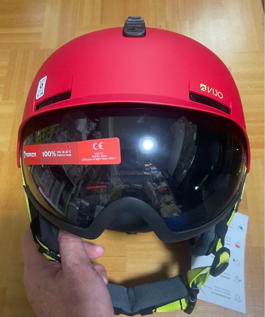 新品未使用MARKER ジュニアヘルメット バイザー付き VIJO レッド