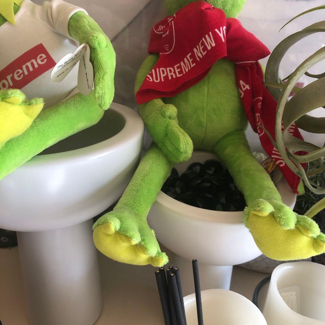 kawa 様Supreme♡Kermit コラボ カーミットレア ボックスロゴ