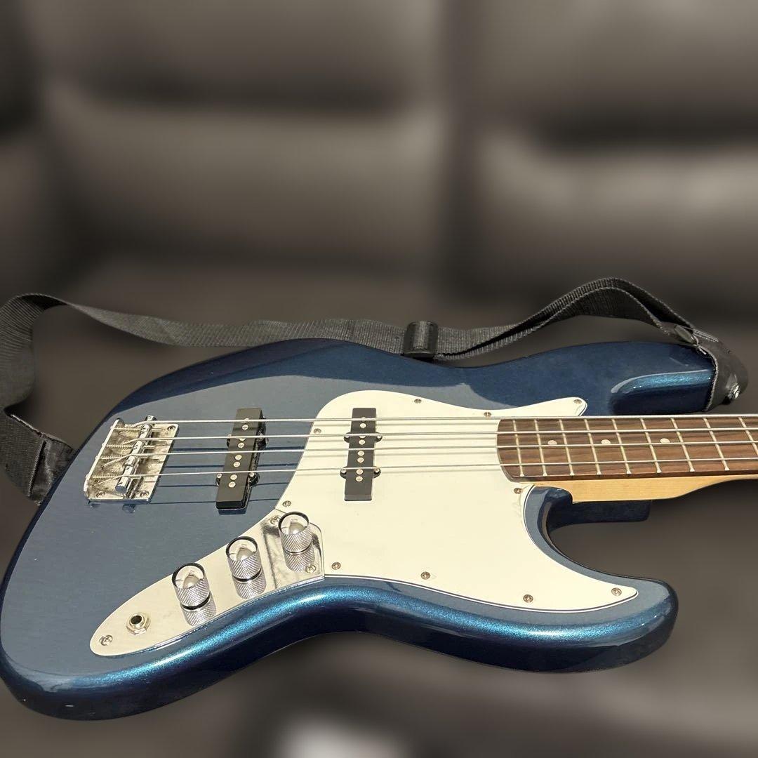 セルダー　エレキベース　ソフトケース　ストラップ　取説保証書　SELDER 本体