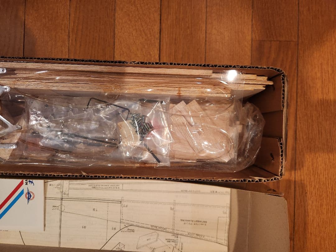 丸鷹　RCモデル　ピッツ　スペシャル　スケールキット　ラジコン飛行機