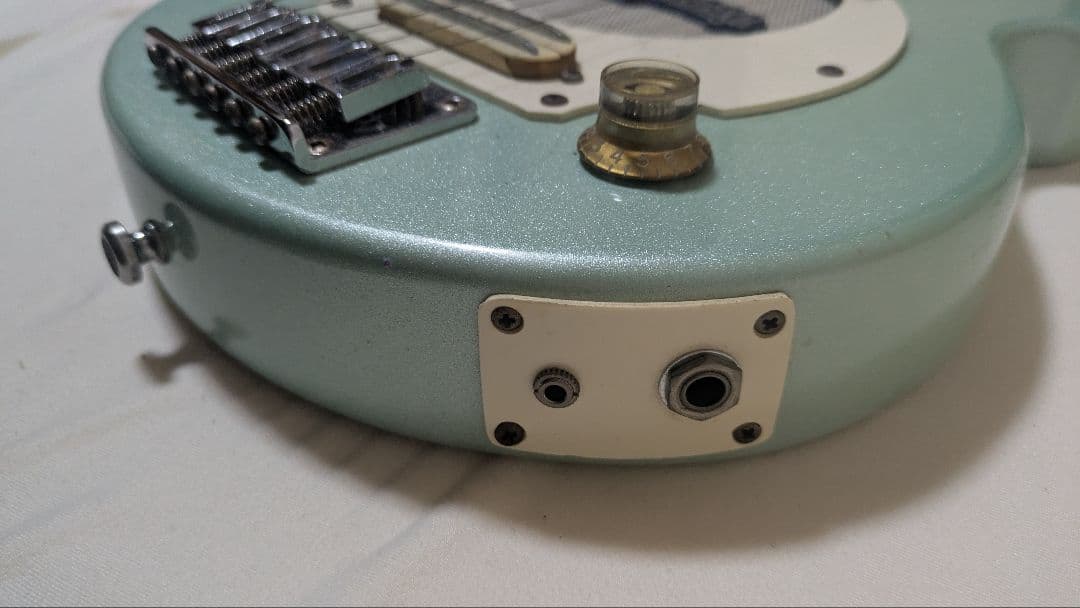 水色 エレキギター ソリッドボディ