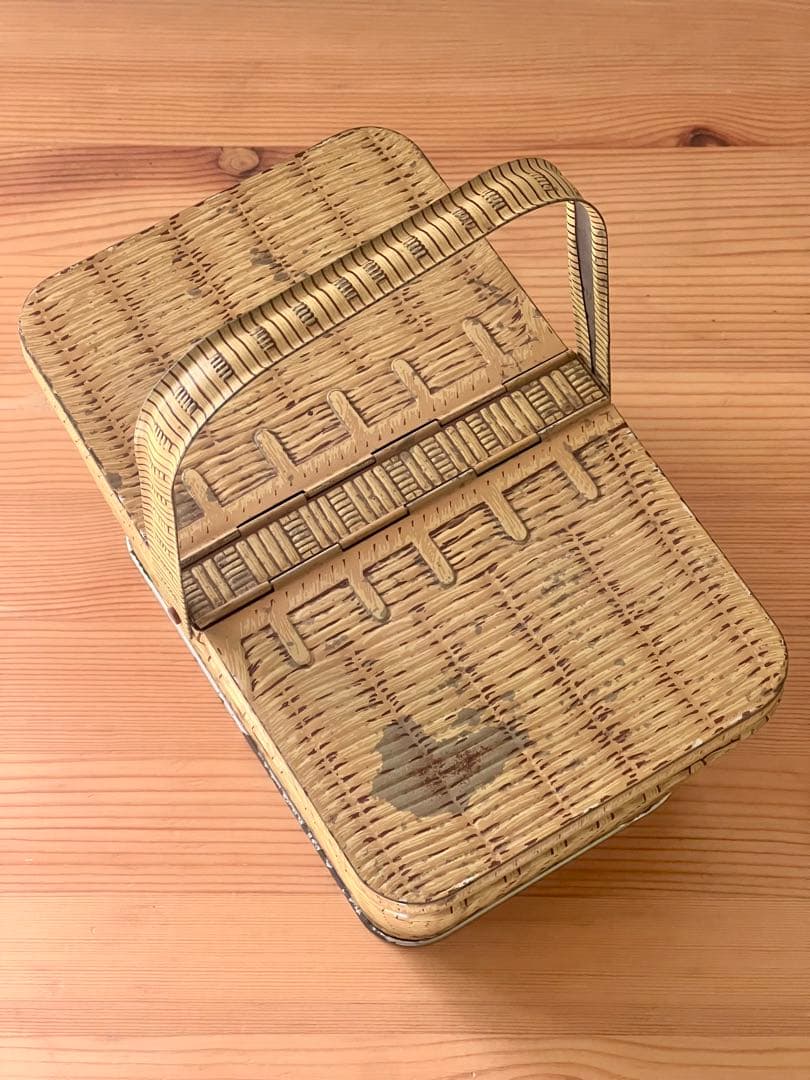 LU ビスケット バスケット パニエ 缶 /フランス ハグオーワー　マチルド