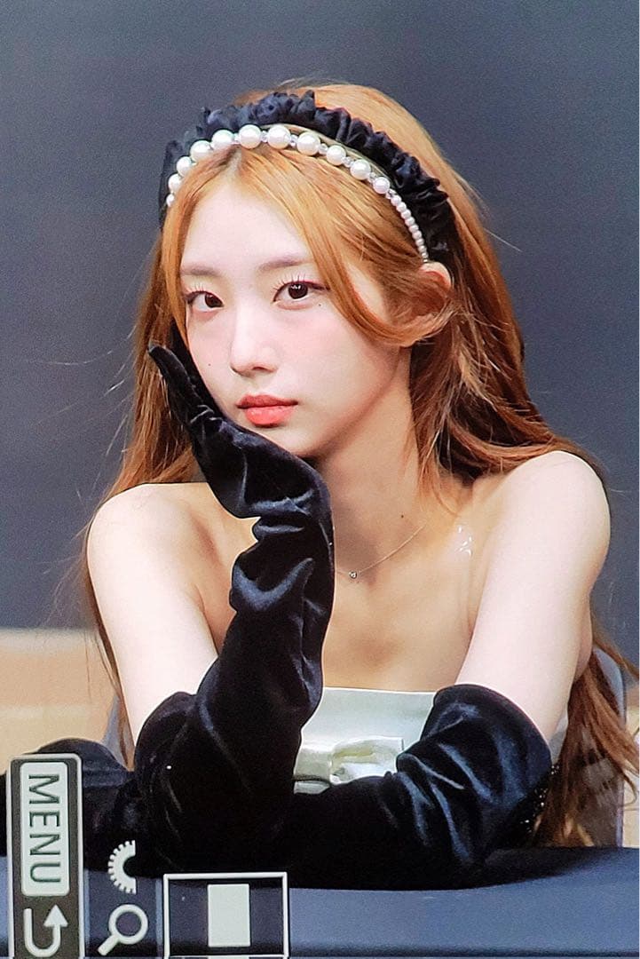 Loossemble EVERLINE 直筆サイン ポラロイド ヨジン