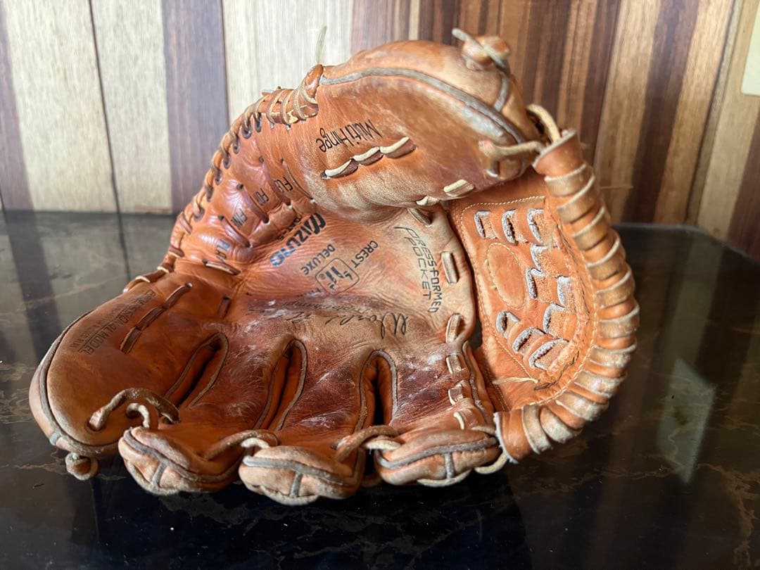 【O-781】ミズノ グローブ 赤カップ ワールドウィン ビンテージ