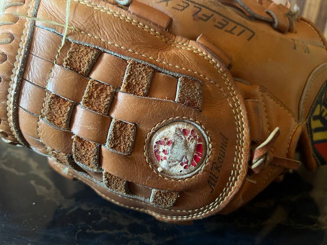 【O-781】ミズノ グローブ 赤カップ ワールドウィン ビンテージ