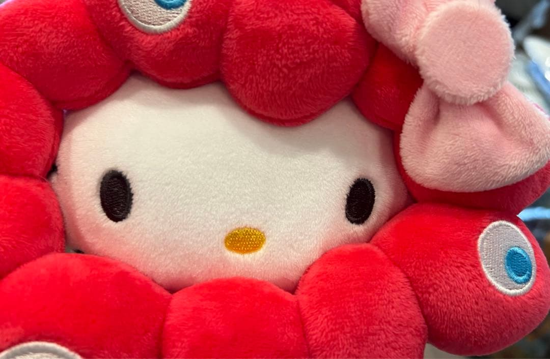 サンリオミャクミャク　ハローキティ ぬいぐるみ Mサイズ