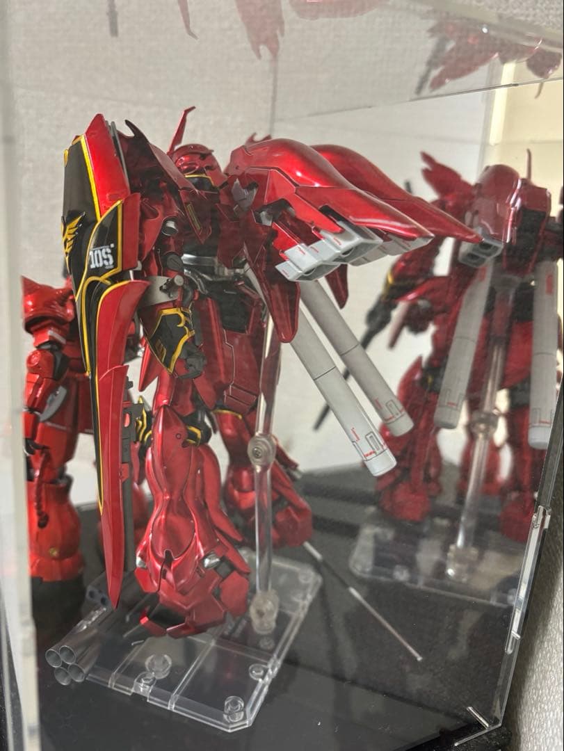 ま*お様 1/144 シャア専用ザク＆シナンジュ　キャンディ塗装完成品