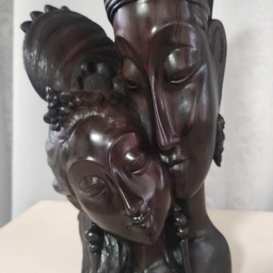 バリ島の伝統工芸品　黒檀バリ人形