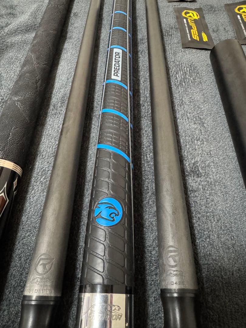 Predator スローン 3-1、Revoシャフト、Bkrushキューセット