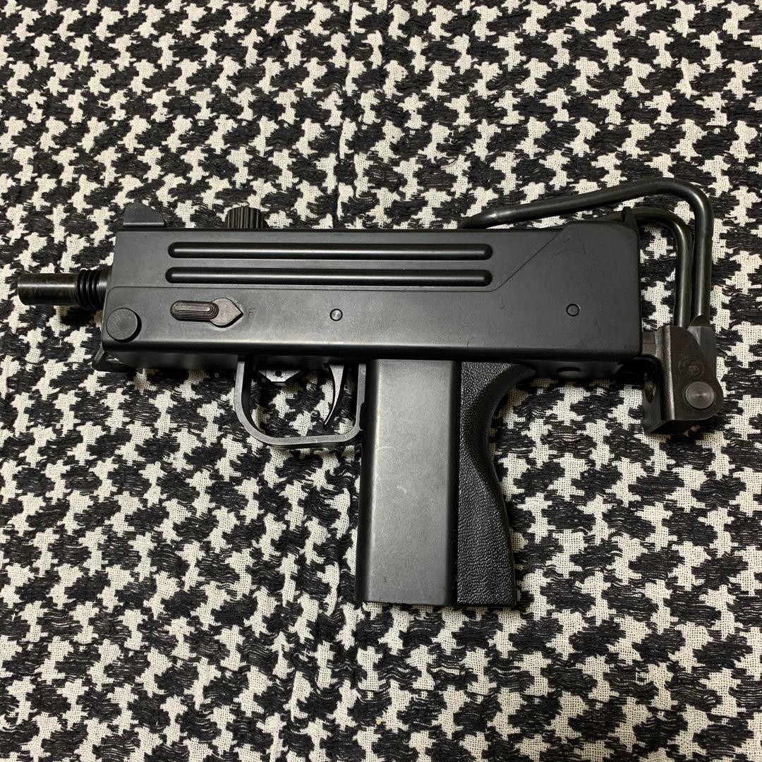 KSC M11A1 イングラム　サプレッサー&予備マガジン2本&ストラップ付